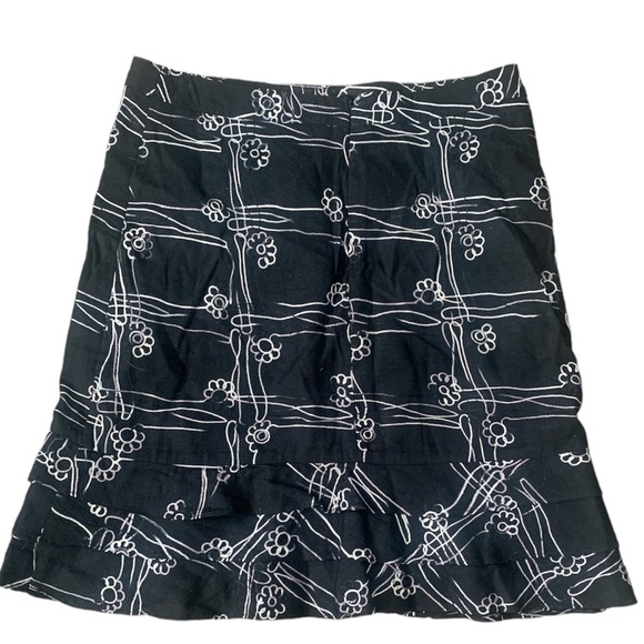 RONAN | A-Line Fit & Flare Floral Skirt - Picture 2 of 4
